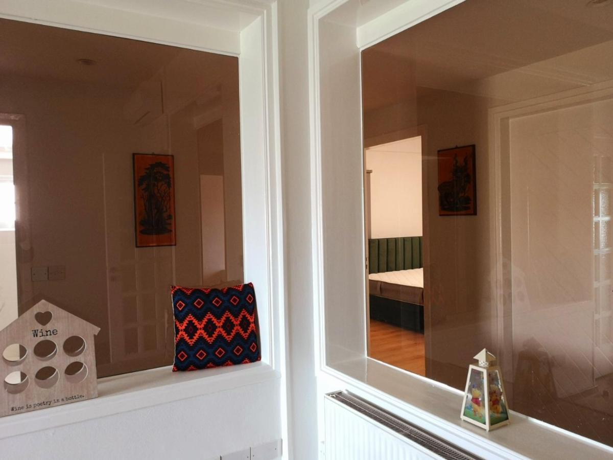 Kalidonia Residence Suite Nicosia , Spacious 2 Bedroom Suite With Office Exterior foto